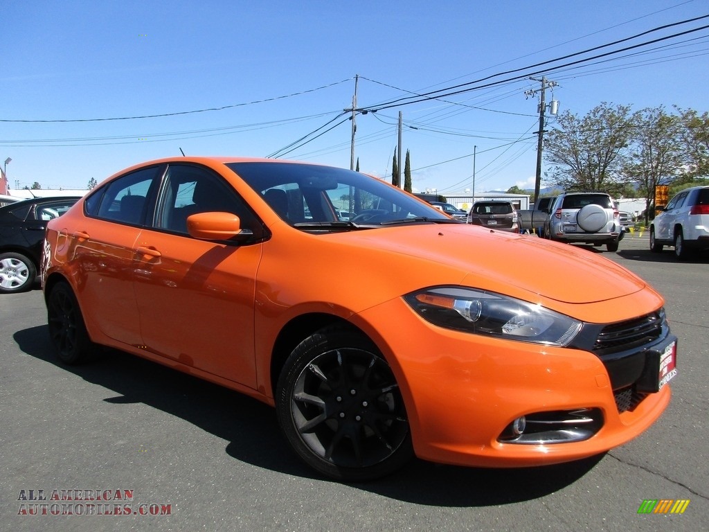 Header Orange / Black/Light Tungsten Dodge Dart SXT