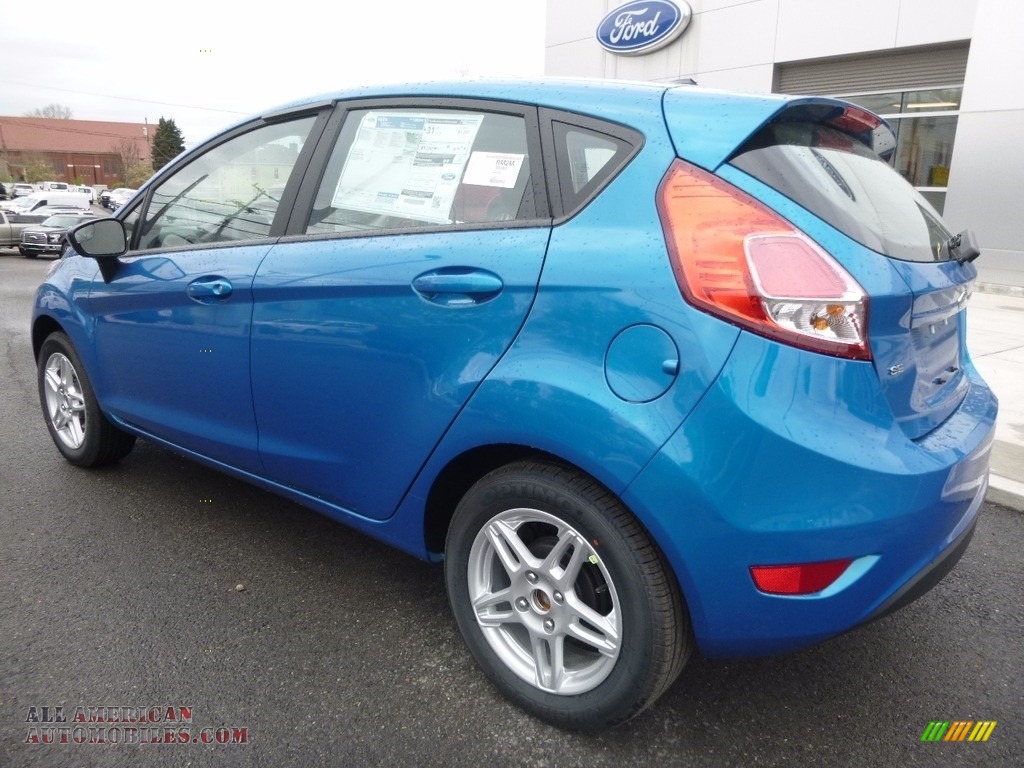 2017 Fiesta SE Hatchback - Blue Candy / Medium Light Stone photo #9
