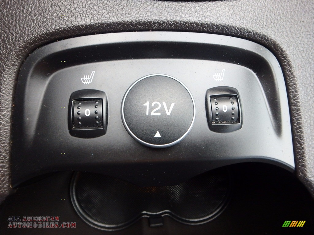 2014 Focus SE Sedan - Ingot Silver / Charcoal Black photo #21