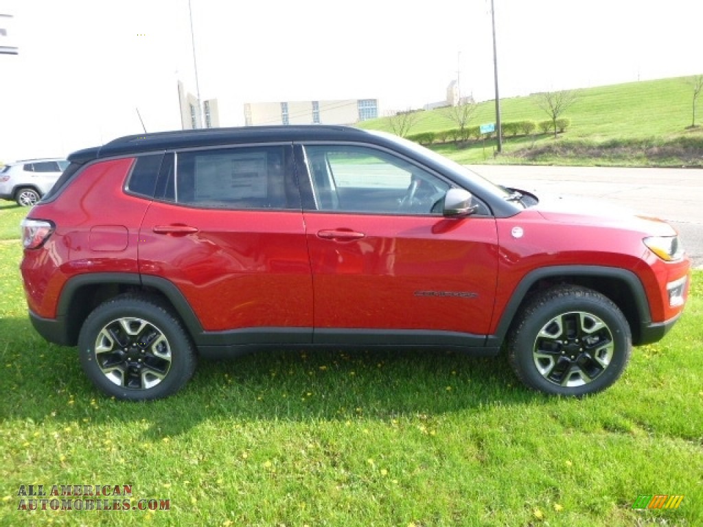 2017 Compass Trailhawk 4x4 - Redline 2 Coat Pearl / Black/Ruby Red photo #7