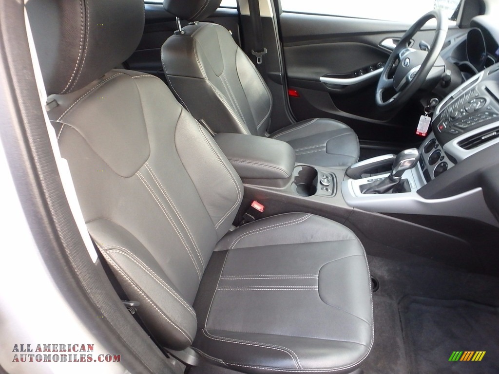 2014 Focus SE Sedan - Ingot Silver / Charcoal Black photo #11