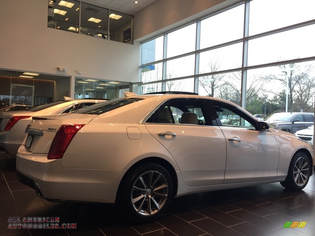 2017 CTS Luxury AWD - Crystal White Tricoat / Light Platinum w/Jet Black Accents photo #4