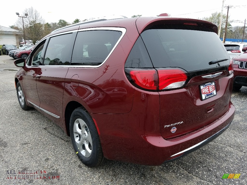 2017 Pacifica Touring L Plus - Velvet Red Pearl / Cognac/Alloy/Toffee photo #4