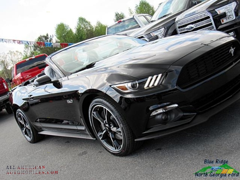 2017 Mustang GT California Speical Convertible - Shadow Black / California Special Ebony Leather/Miko Suede photo #33