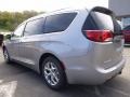 Chrysler Pacifica Limited Billet Silver Metallic photo #2