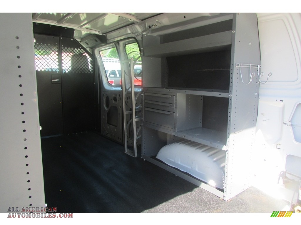 2014 E-Series Van E250 Cargo Van - Oxford White / Medium Flint photo #24
