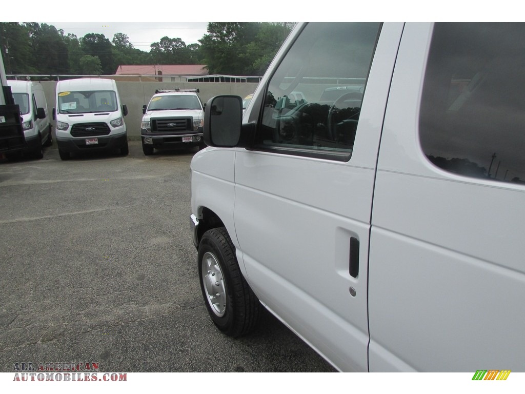 2010 E Series Van E350 XL Passenger - Oxford White / Medium Flint photo #9