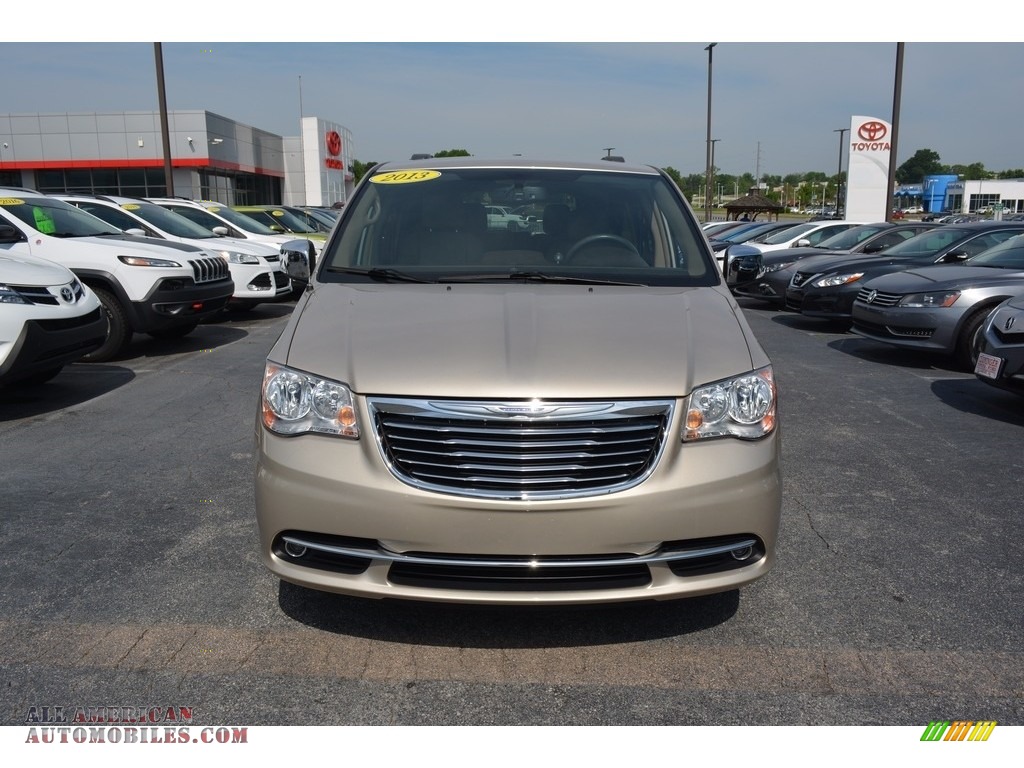 2013 Town & Country Touring - L - Cashmere Pearl / Dark Frost Beige/Medium Frost Beige photo #7