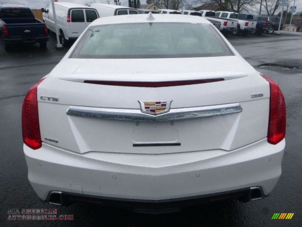 2017 CTS Luxury AWD - Crystal White Tricoat / Very Light Cashmere w/Jet Black Accents photo #9