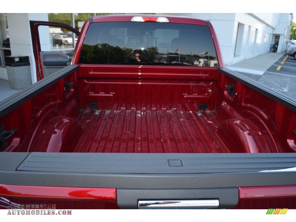 2017 F150 XLT SuperCab 4x4 - Ruby Red / Earth Gray photo #9