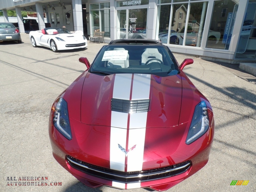 2017 Corvette Stingray Coupe - Long Beach Red Metallic Tintcoat / Gray photo #3
