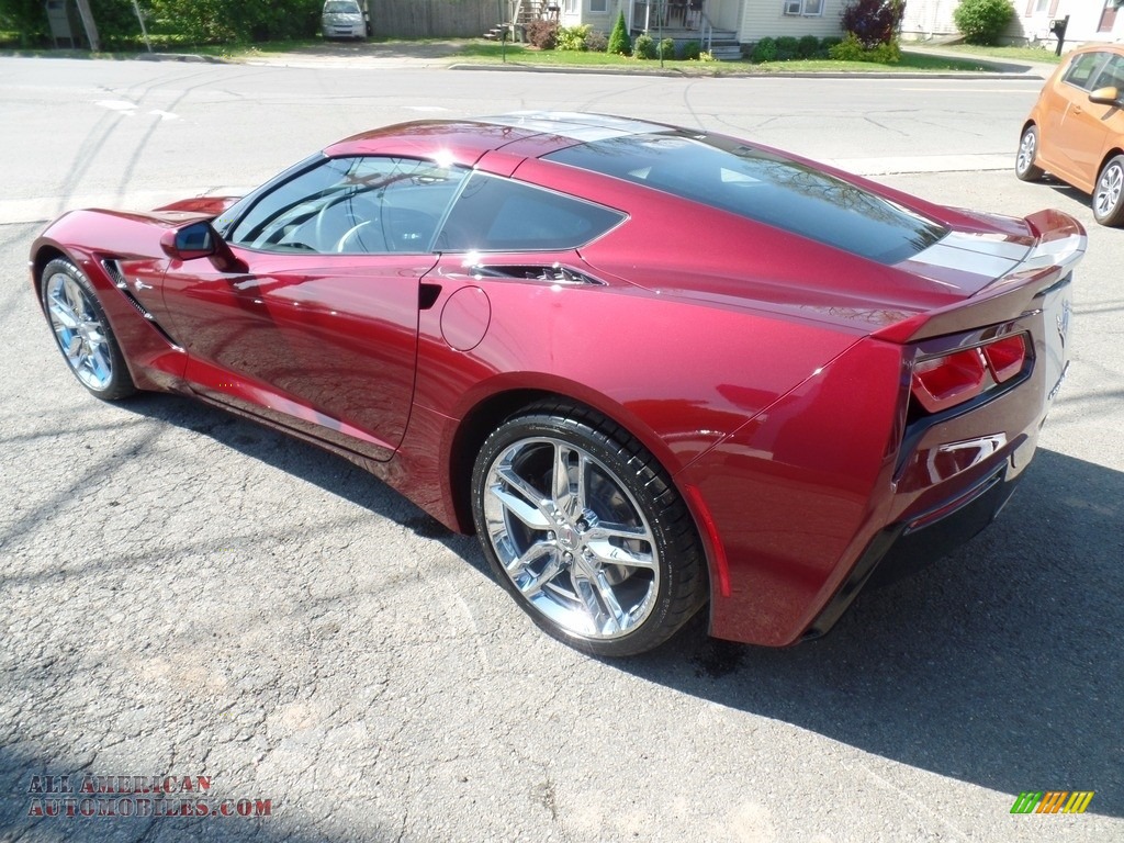 2017 Corvette Stingray Coupe - Long Beach Red Metallic Tintcoat / Gray photo #15