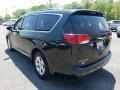 Chrysler Pacifica Touring L Plus Brilliant Black Crystal Pearl photo #4