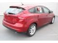 Ford Focus SE Hatch Ruby Red photo #7