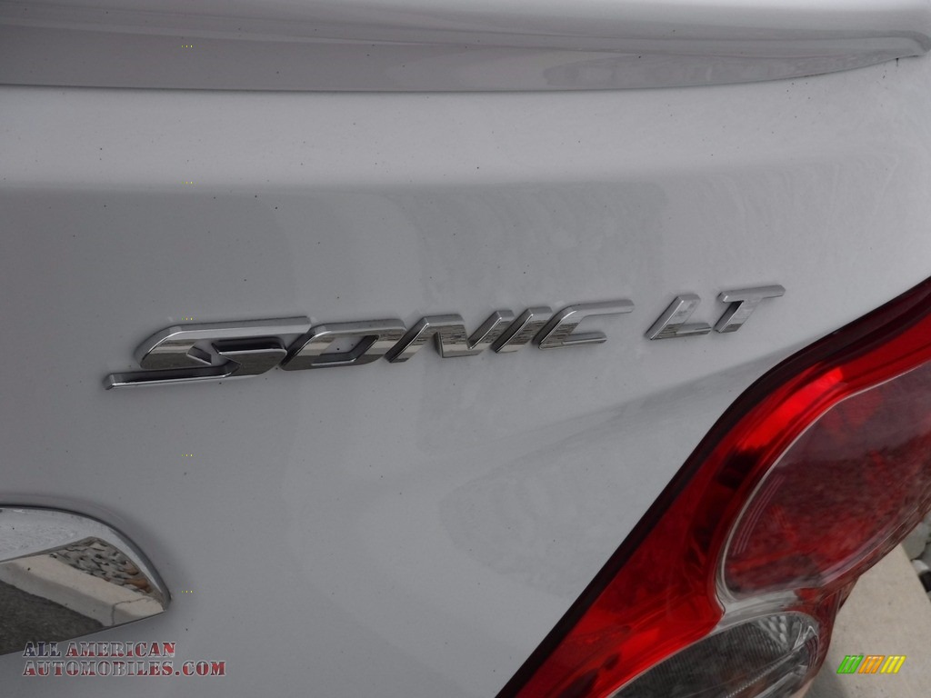 2015 Sonic LT Sedan - Summit White / Jet Black/Brick photo #8
