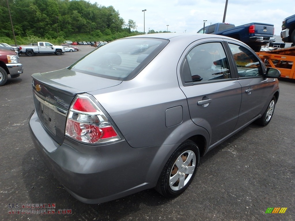 2011 Aveo LT Sedan - Medium Gray / Charcoal photo #4