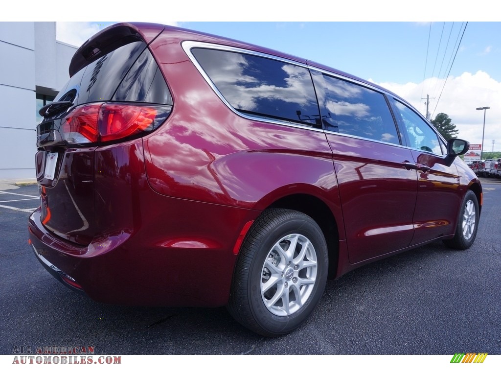 2017 Pacifica Touring L - Velvet Red Pearl / Cognac/Alloy/Toffee photo #7