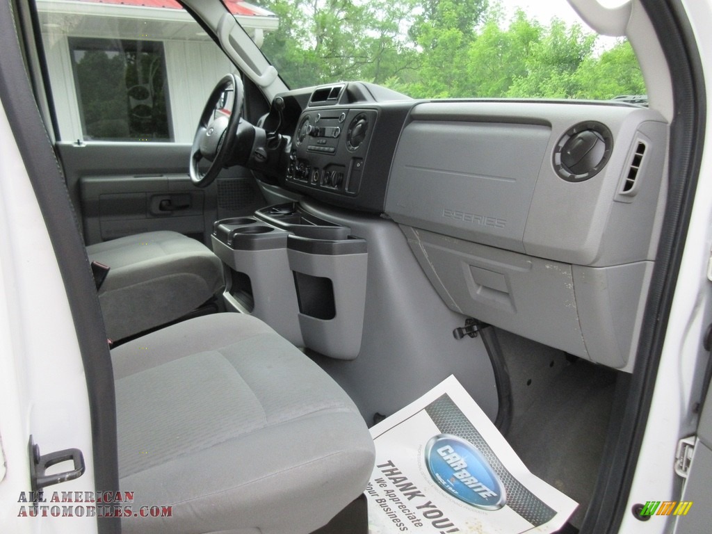 2011 E Series Van E350 XLT Extended Passenger - Oxford White / Medium Flint photo #36
