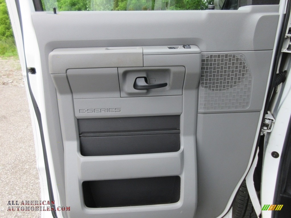 2011 E Series Van E350 XLT Extended Passenger - Oxford White / Medium Flint photo #37