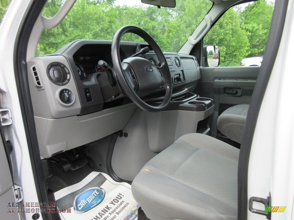 2011 E Series Van E350 XLT Extended Passenger - Oxford White / Medium Flint photo #42