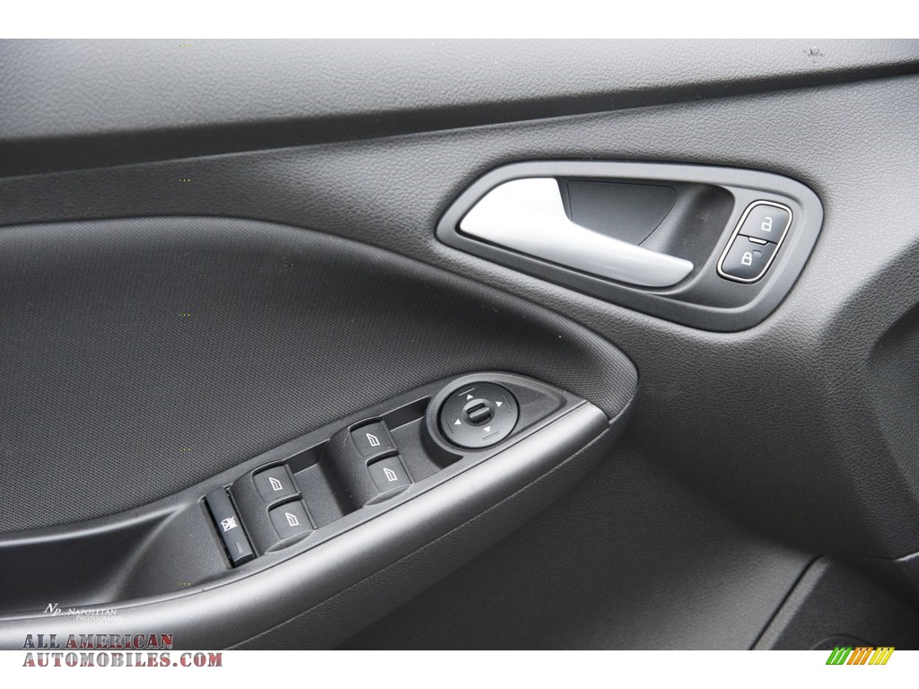 2017 Focus SEL Sedan - Kona Blue / Charcoal Black photo #5