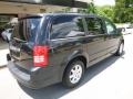 Chrysler Town & Country Touring Brilliant Black Crystal Pearlcoat photo #2
