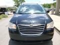 Chrysler Town & Country Touring Brilliant Black Crystal Pearlcoat photo #4