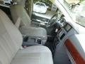 Chrysler Town & Country Touring Brilliant Black Crystal Pearlcoat photo #12