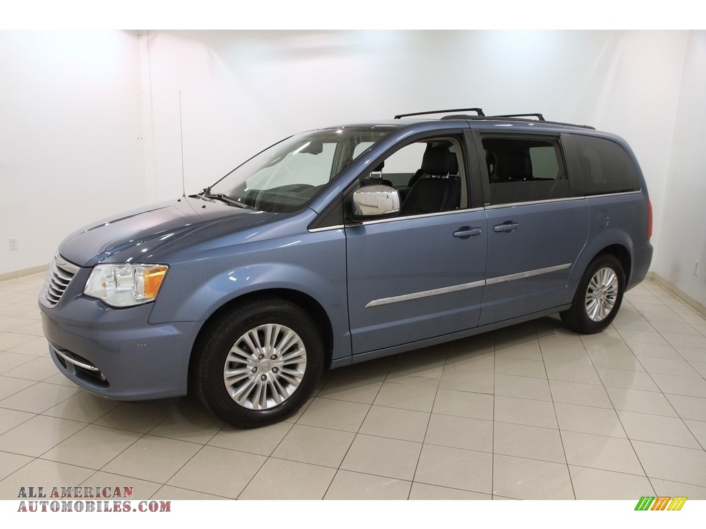 2011 Town & Country Touring - L - Sapphire Crystal Metallic / Black/Light Graystone photo #3
