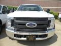 Ford F550 Super Duty XL Regular Cab Chassis Oxford White photo #2