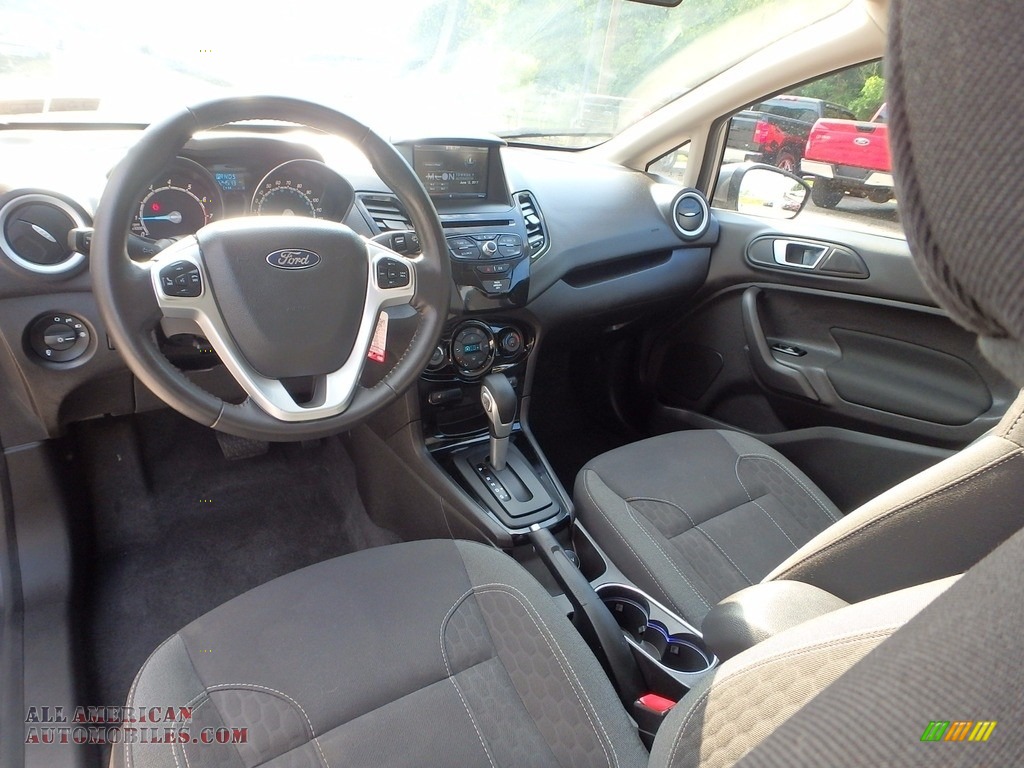 2014 Fiesta SE Sedan - Storm Gray / Charcoal Black photo #18