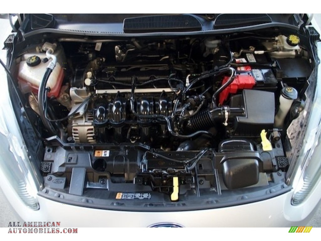 2014 Fiesta SE Sedan - Ingot Silver / Charcoal Black photo #24