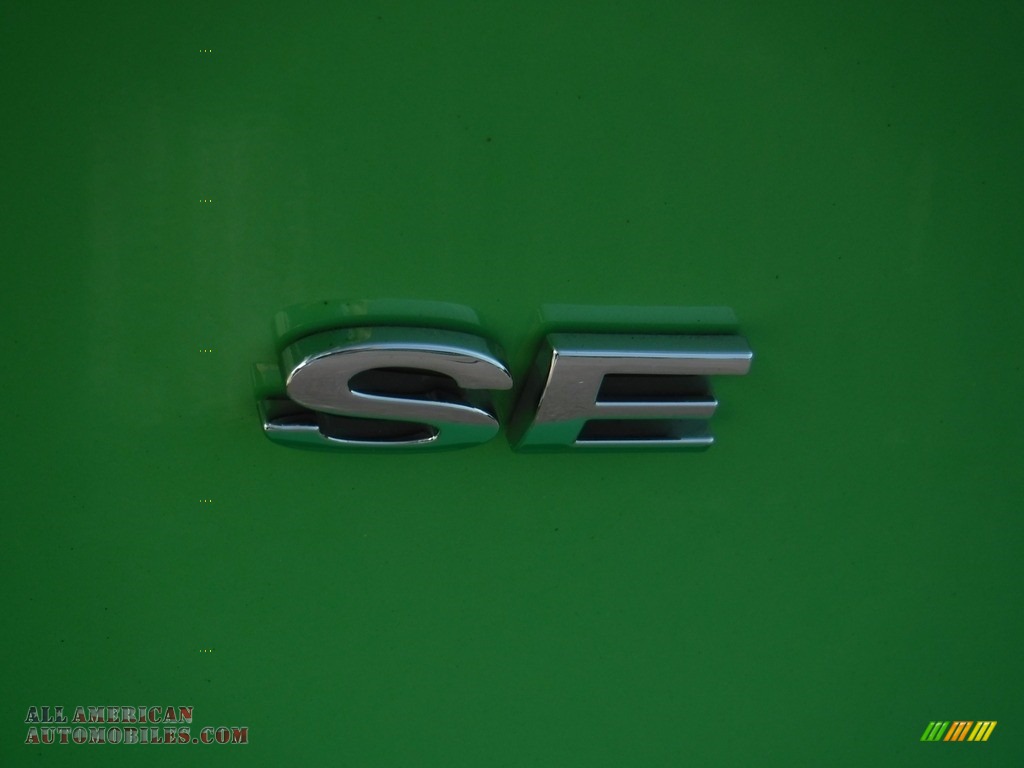 2015 Fiesta SE Sedan - Green Envy / Charcoal Black photo #8