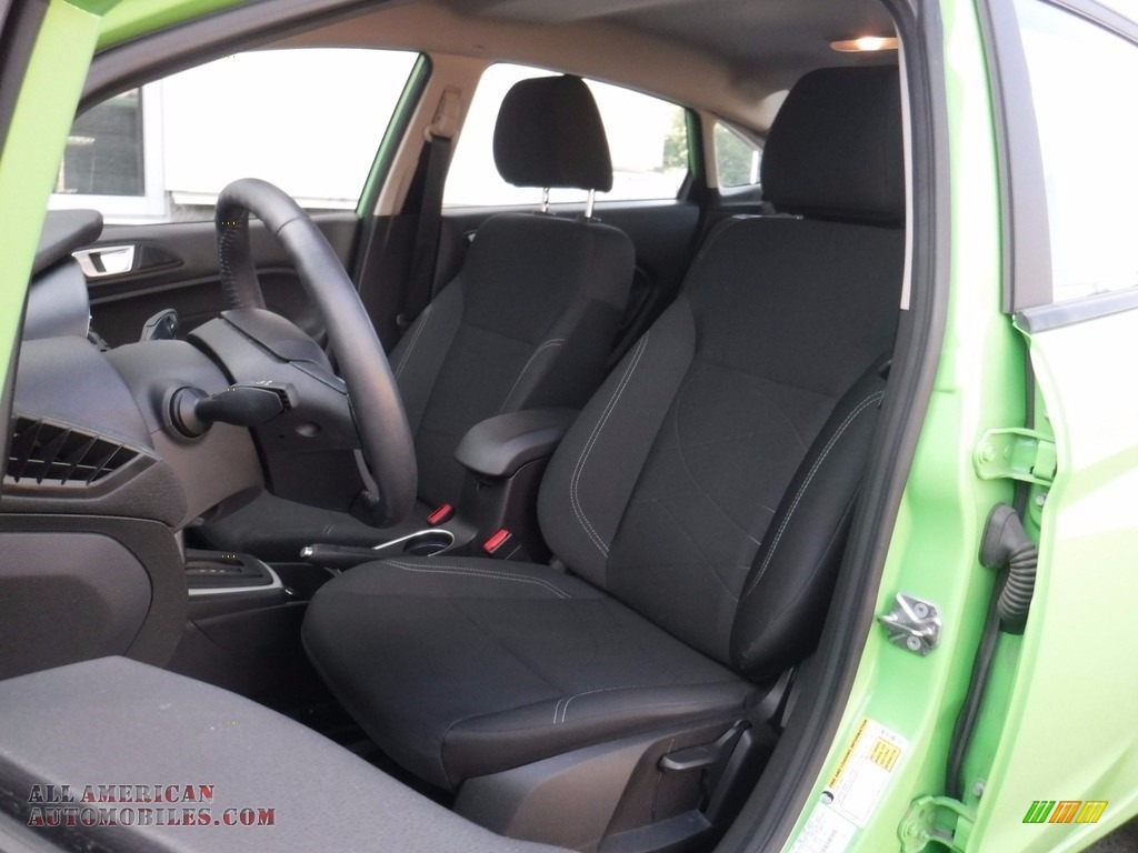 2015 Fiesta SE Sedan - Green Envy / Charcoal Black photo #13