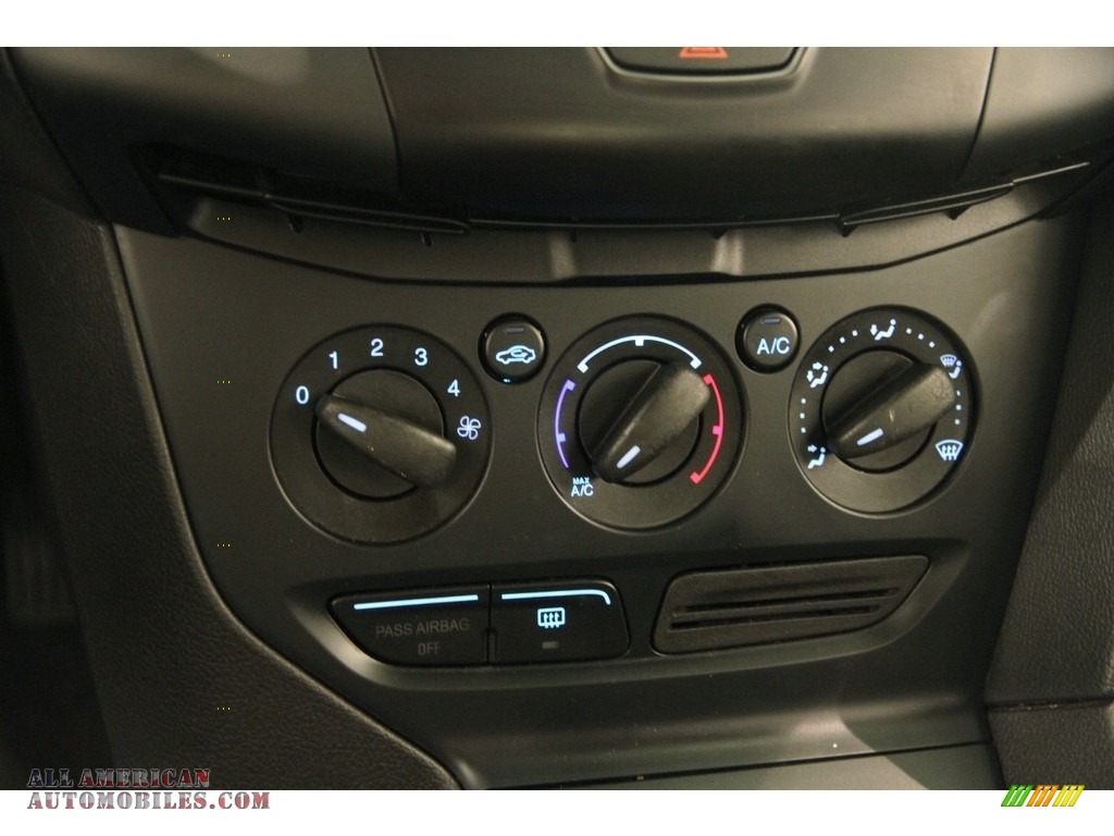 2012 Focus S Sedan - Sonic Blue Metallic / Charcoal Black photo #12
