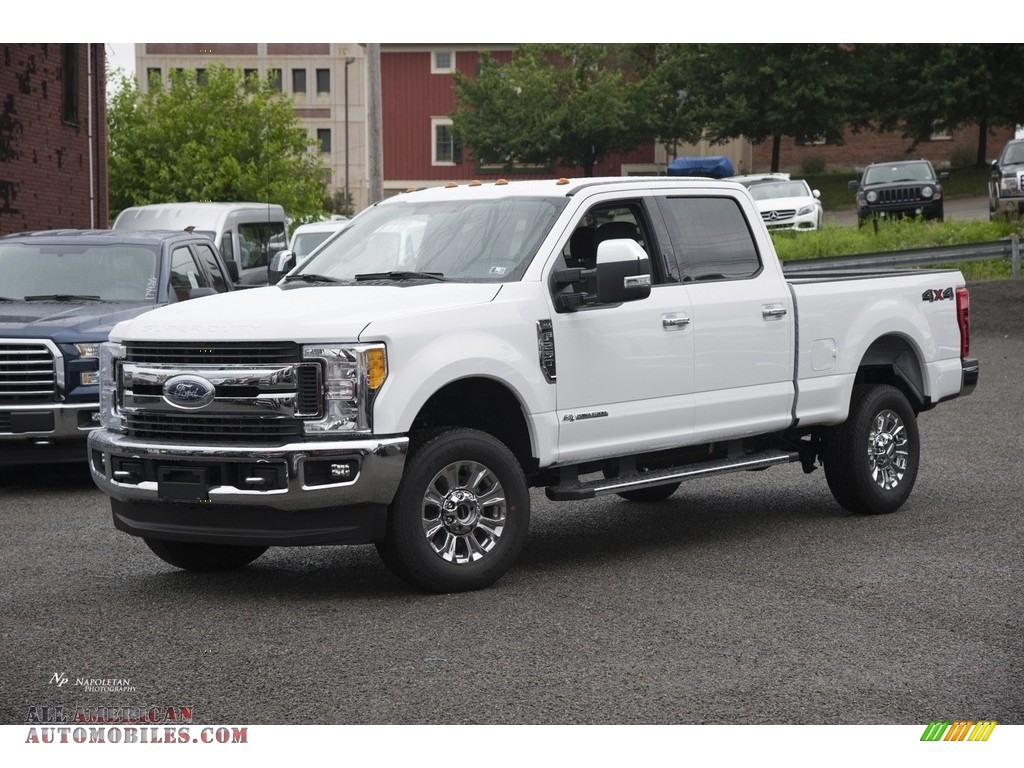 2017 Ford F250 Super Duty XLT Crew Cab 4x4 in Oxford White D90890