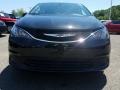 Chrysler Pacifica Touring Brilliant Black Crystal Pearl photo #2