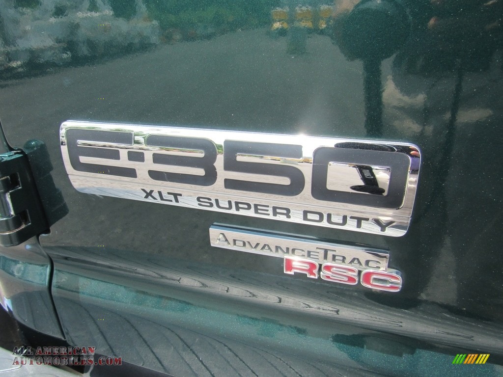 2009 E Series Van E350 Super Duty XLT Extended Passenger - Forest Green Metallic / Medium Flint photo #43