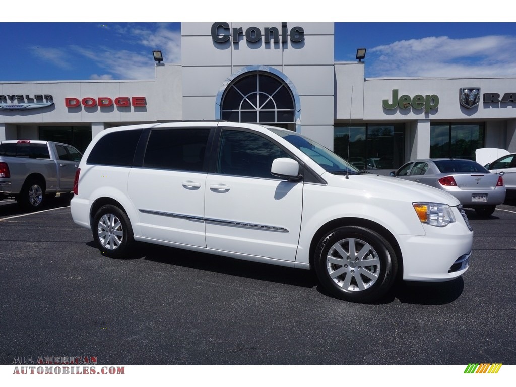 2016 Town & Country Touring - Bright White / Black/Light Graystone photo #1