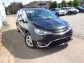 Chrysler Pacifica Limited Brilliant Black Crystal Pearl photo #2