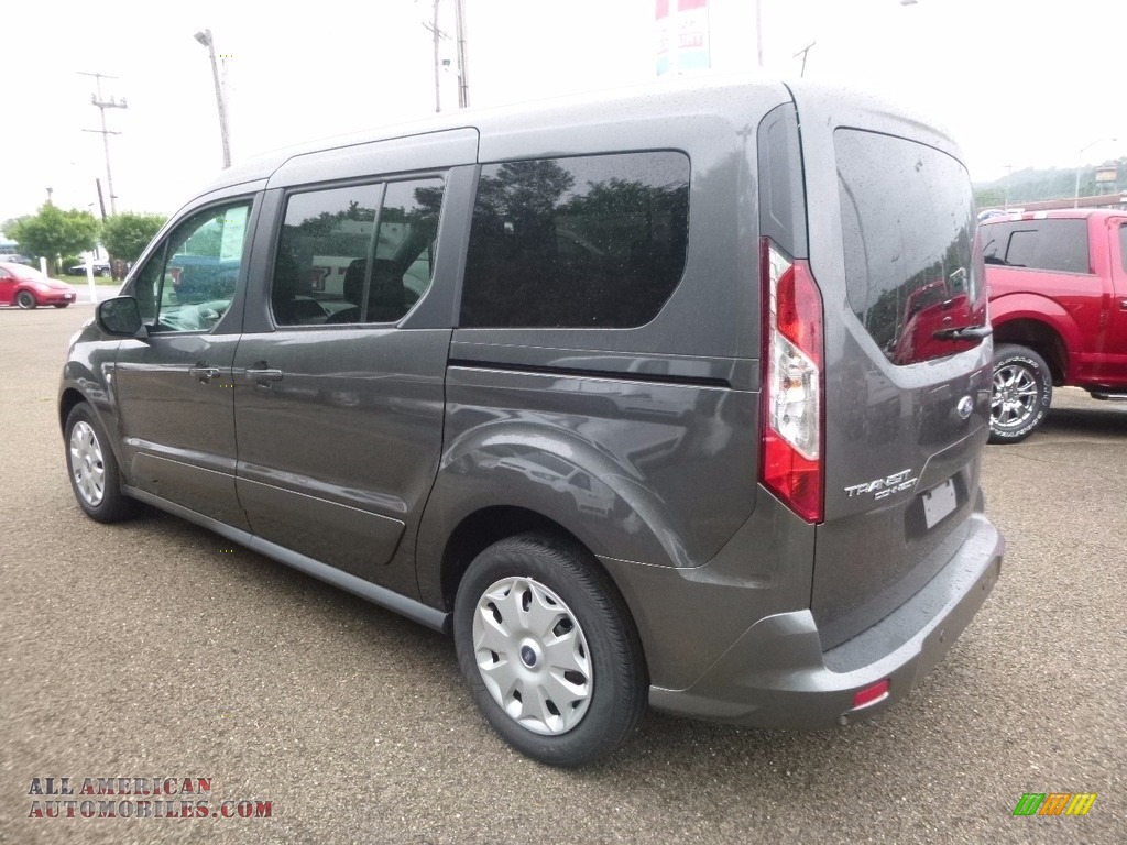 2017 Transit Connect XLT Wagon - Magnetic / Pewter photo #5