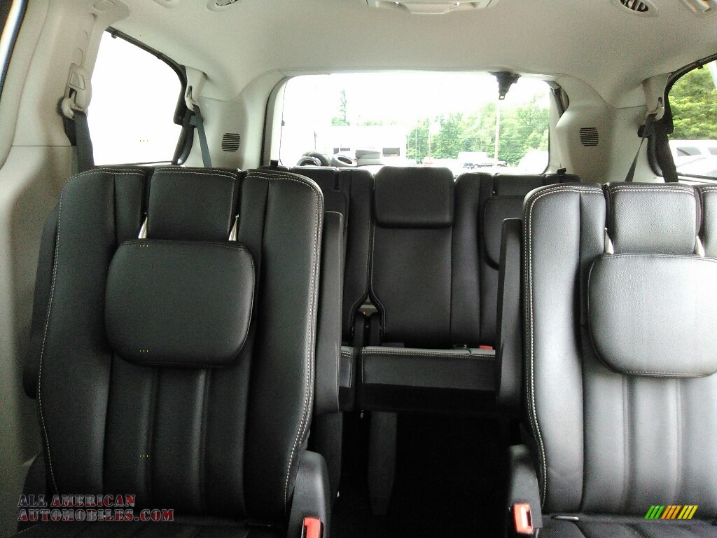 2015 Town & Country Touring - Bright White / Black/Light Graystone photo #21
