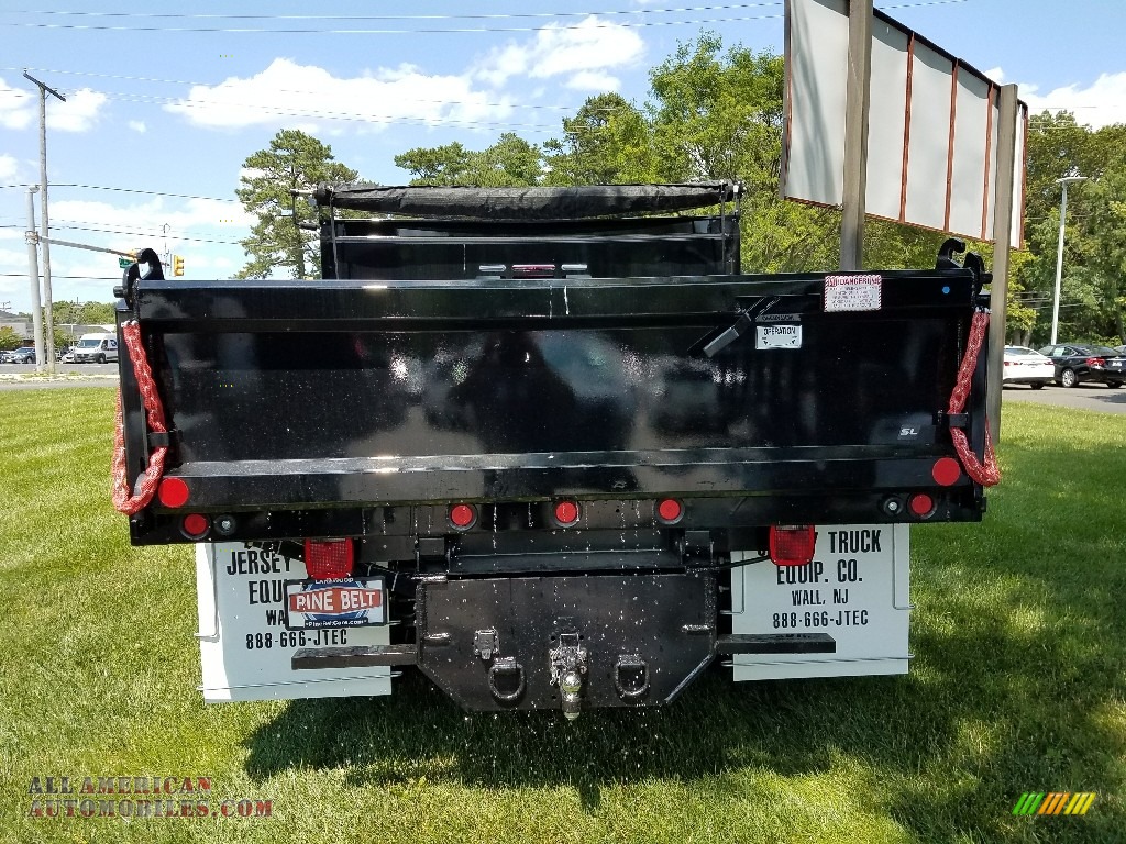 2017 Silverado 3500HD Work Truck Crew Cab Dual Rear Wheel 4x4 - Summit White / Dark Ash/Jet Black photo #4
