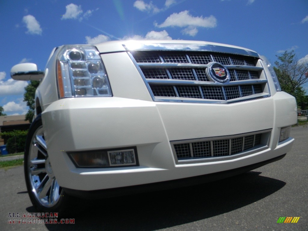 White Diamond / Cocoa/Light Linen Cadillac Escalade ESV Platinum AWD