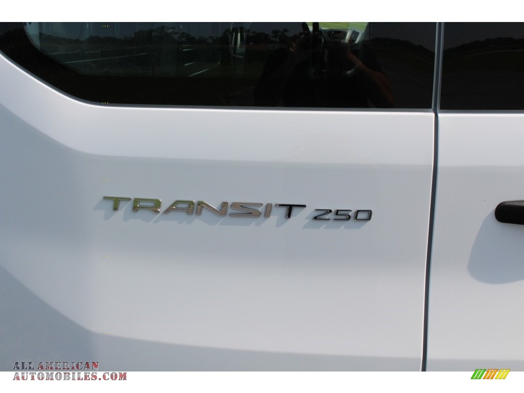 2017 Transit Van 250 LR Long - Oxford White / Pewter photo #8