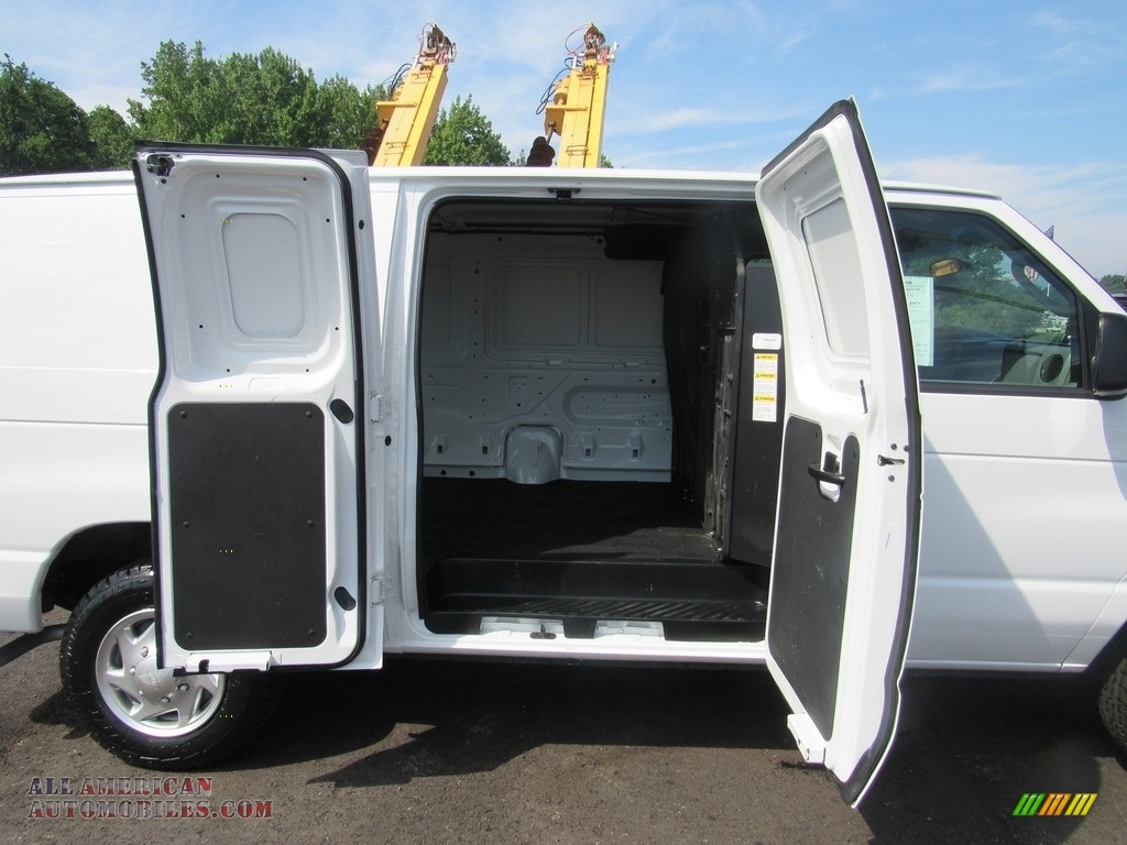 2012 E Series Van E150 Cargo - Oxford White / Medium Flint photo #14