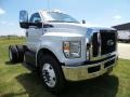 Ford F650 Super Duty Regular Cab Chassis Oxford White photo #1