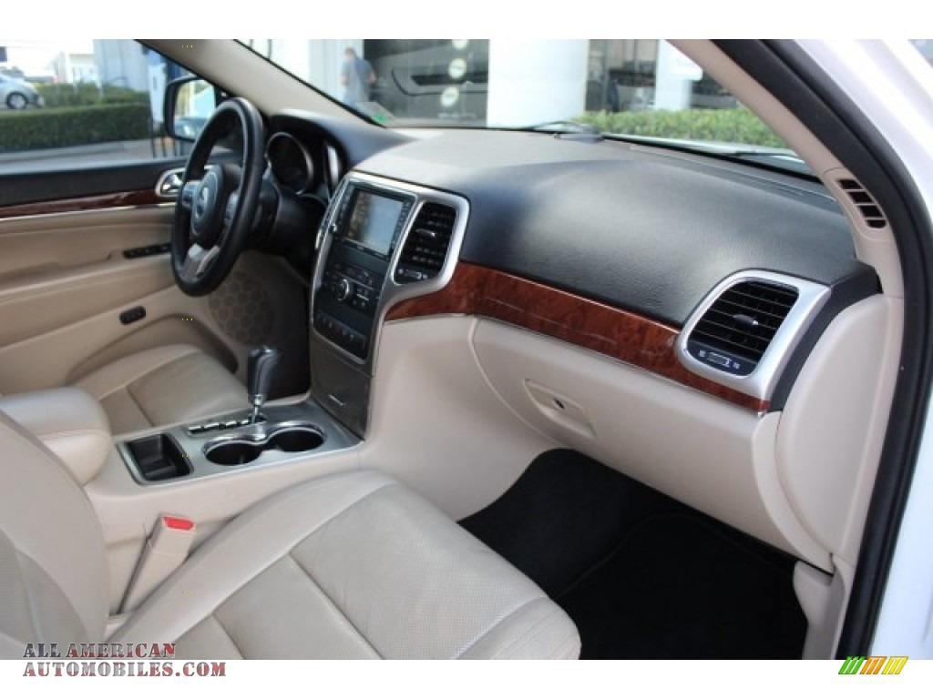 2013 Grand Cherokee Limited - Bright White / Black/Light Frost Beige photo #41