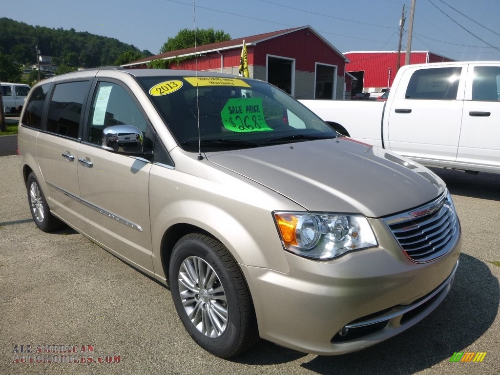 2013 Town & Country Touring - L - White Gold / Black/Light Graystone photo #6