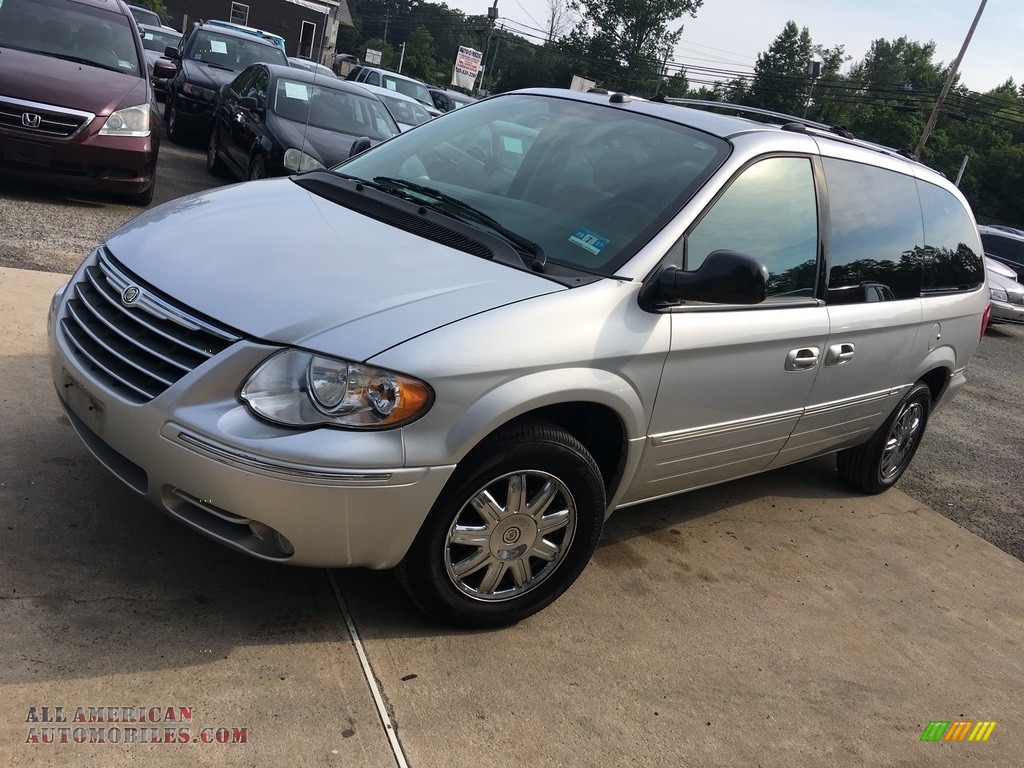 Bright Silver Metallic / Medium Slate Gray Chrysler Town & Country Limited